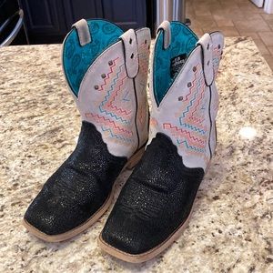 Justin boots Black Jewel/ Vesper square toe size 8 1/2. Cowgirl southwest